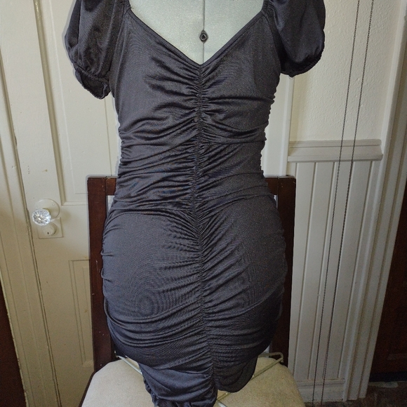 Sexy lace up ruched bodycon dress - Picture 3 of 3